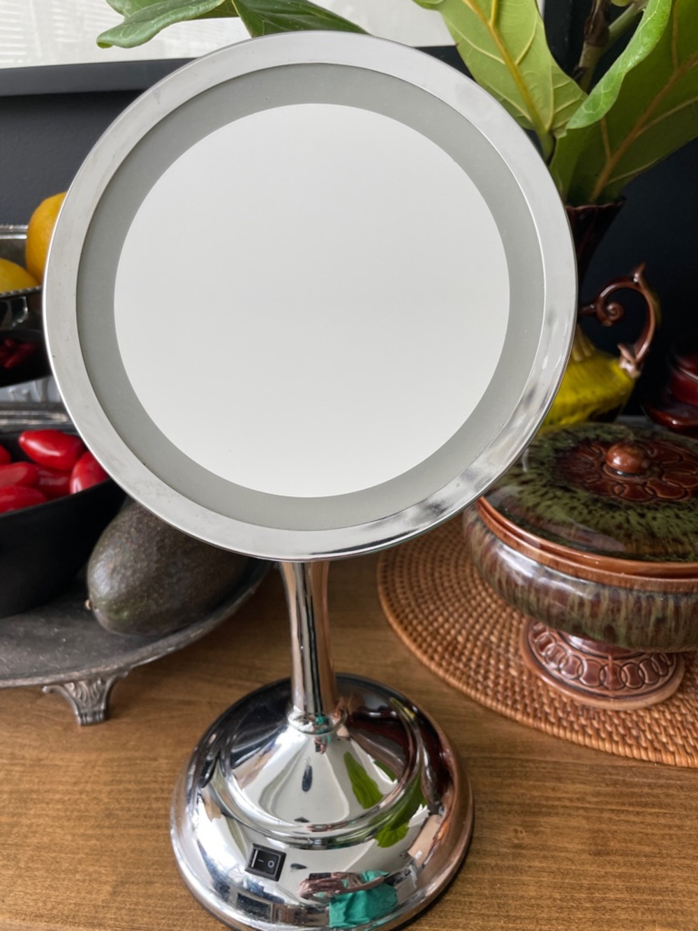 Round Silver Lighted Magnified Vanity Mirror Battery Powered
